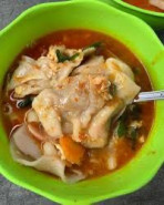 Mom Cici Dimsum (Wonton Kuah Seblak)